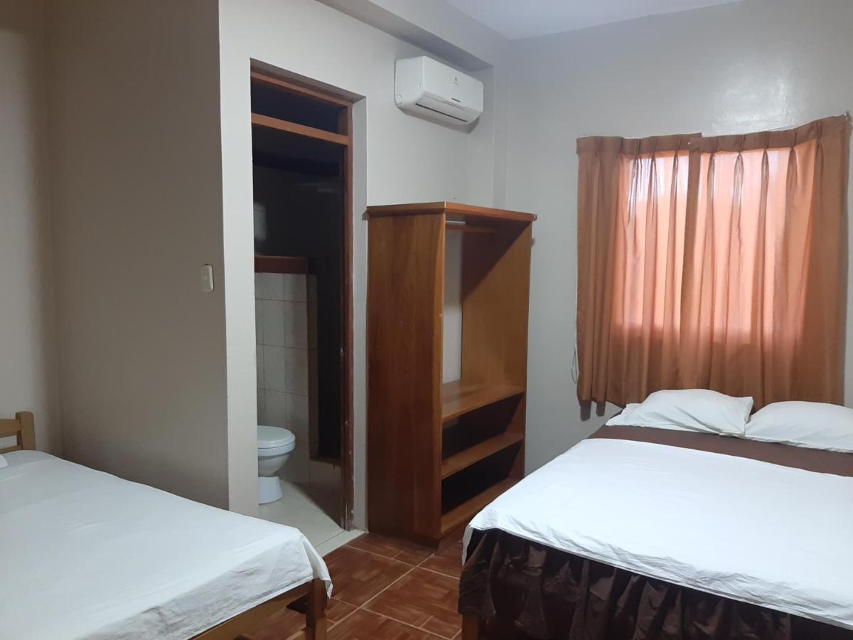 Hospedaje El Emperador Hotel Пукалпа Екстериор снимка