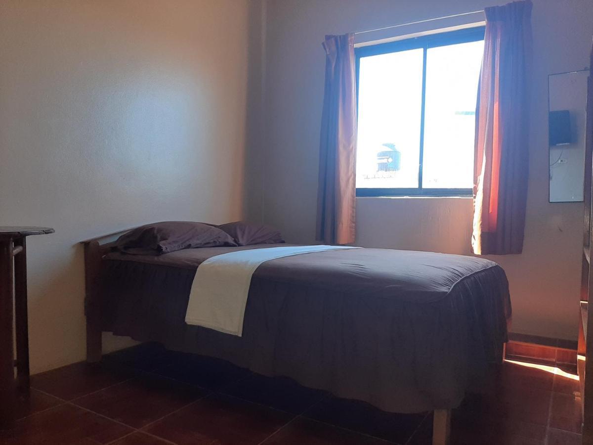 Hospedaje El Emperador Hotel Пукалпа Екстериор снимка