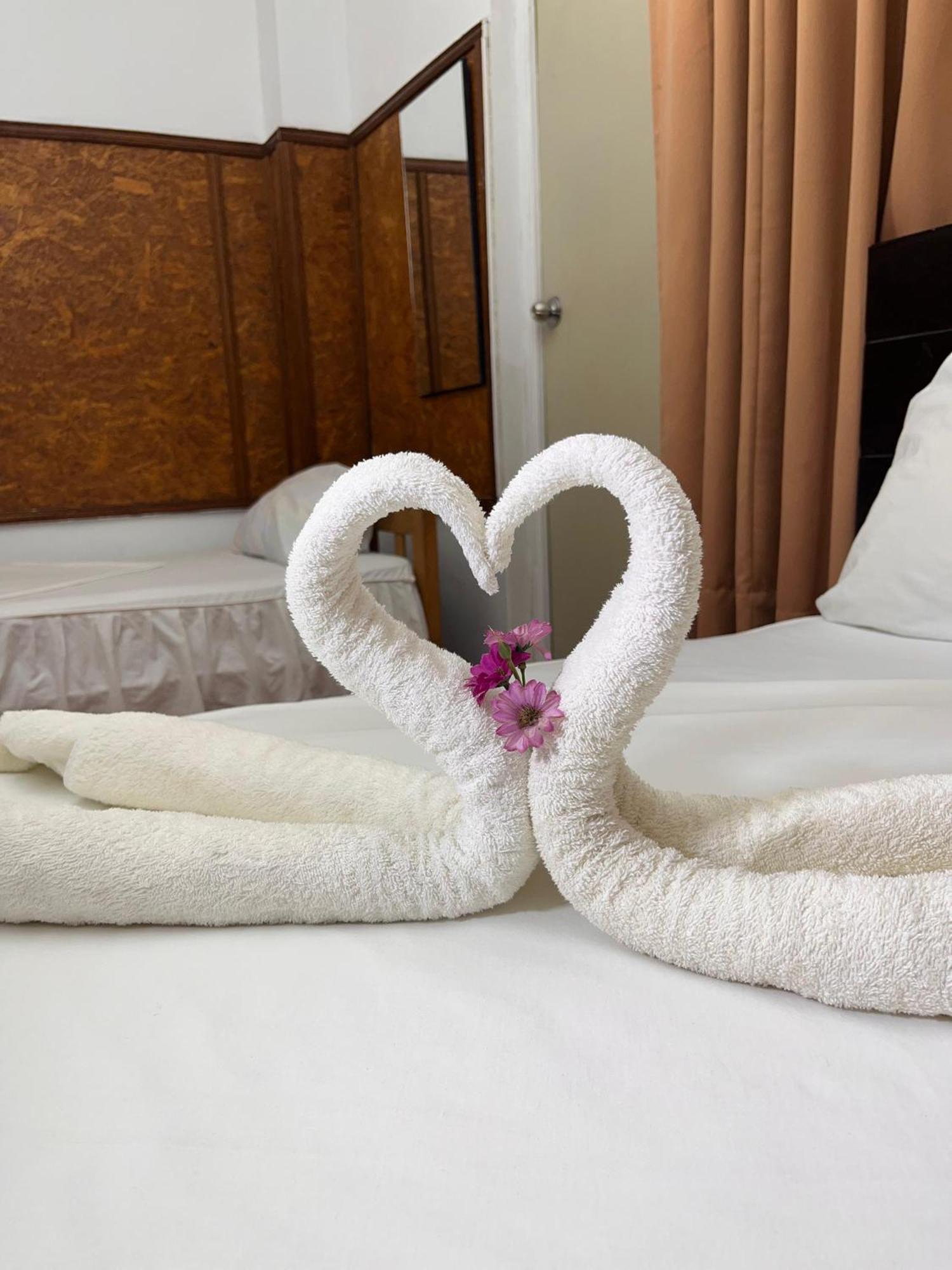 Hospedaje El Emperador Hotel Пукалпа Екстериор снимка