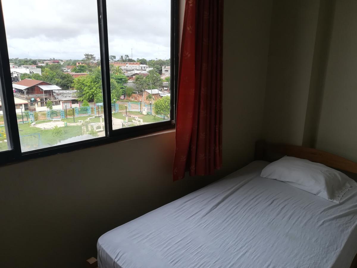 Hospedaje El Emperador Hotel Пукалпа Екстериор снимка